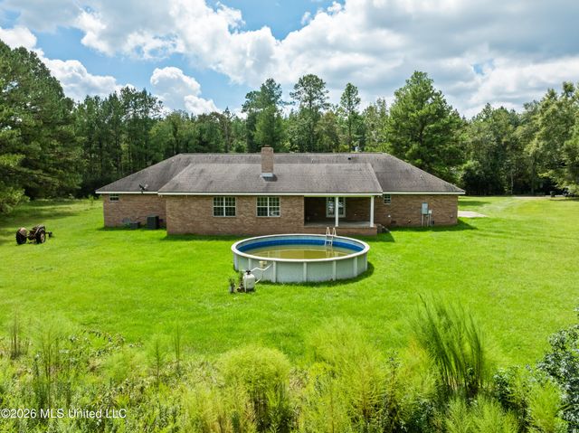 28 J D Aultman Road, Sumrall, MS 39482