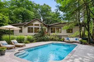 2 Catalina Court, Suffern, NY 10901