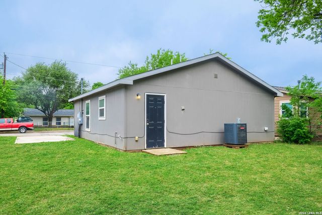 543 DORIE ST, San Antonio, TX 78220