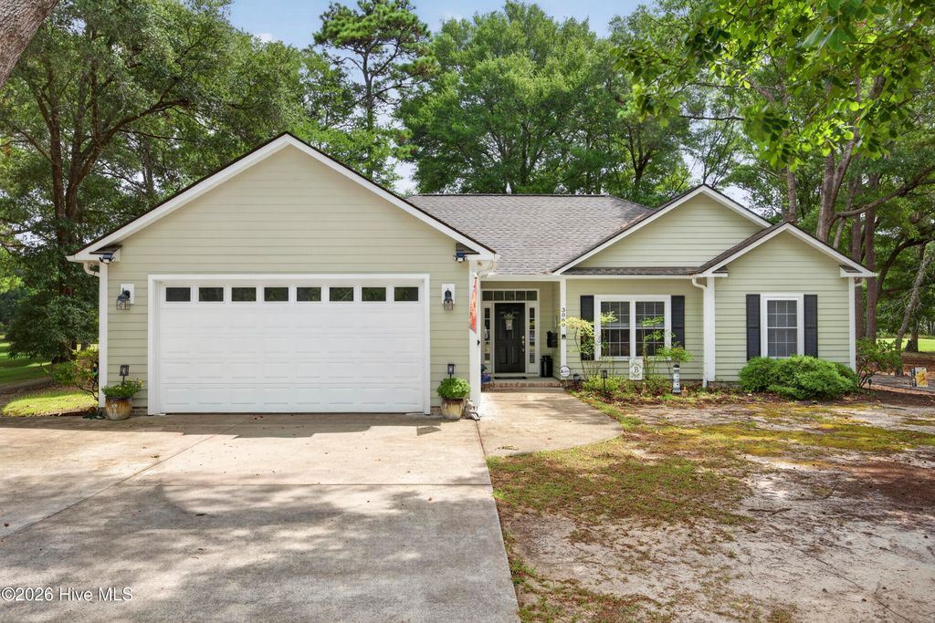 3060 Purple Finch Lane SW, Supply, NC 28462