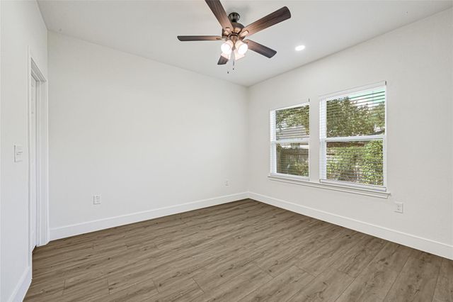 6728 Stearns Street, Houston, TX 77021