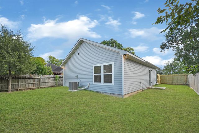 6728 Stearns Street, Houston, TX 77021