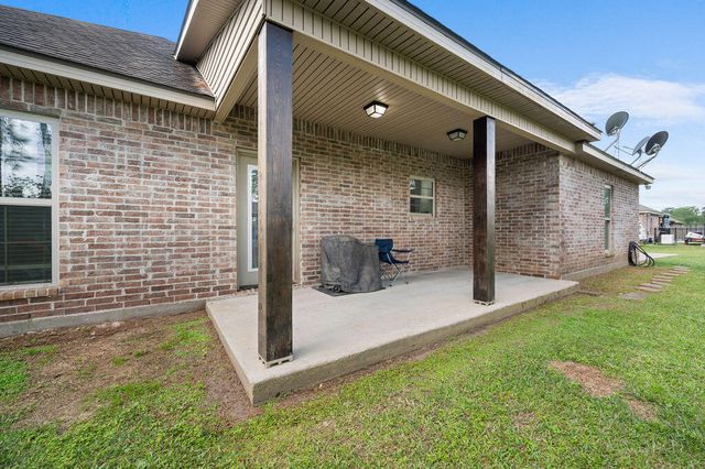 400 First Pentecostal Church, Longville, LA 70652