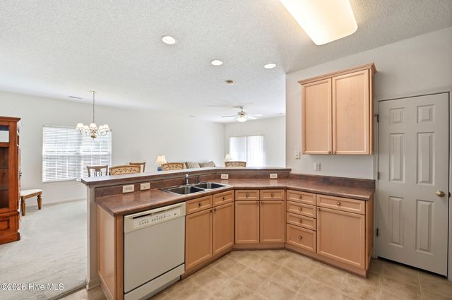 8592 SE Orchard Loop Road NE, Leland, NC 28451