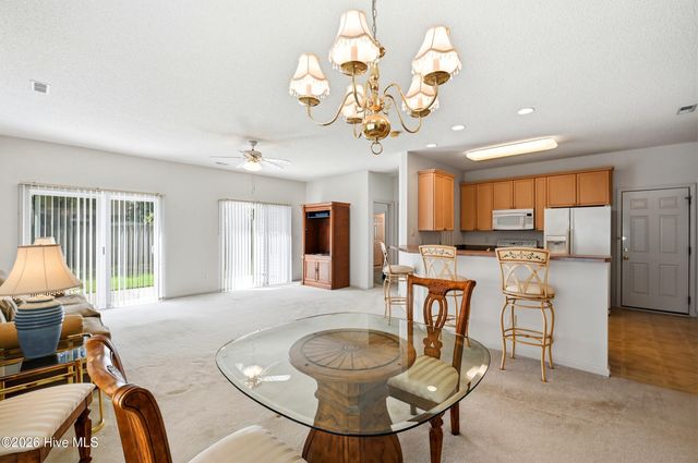 8592 SE Orchard Loop Road NE, Leland, NC 28451