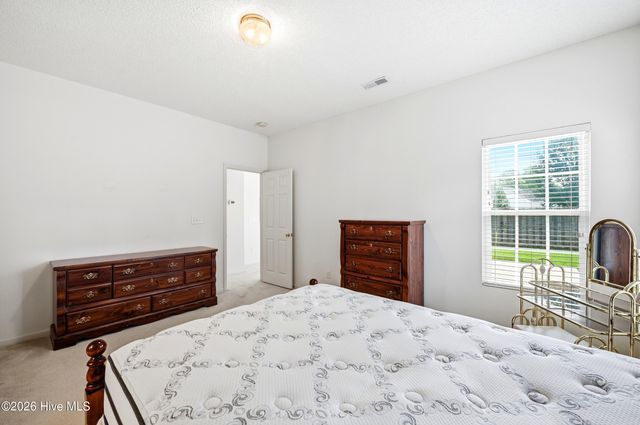 8592 SE Orchard Loop Road NE, Leland, NC 28451