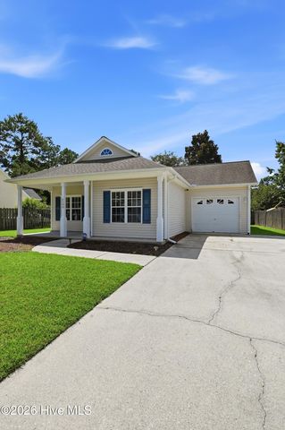 8592 SE Orchard Loop Road NE, Leland, NC 28451