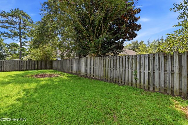 8592 SE Orchard Loop Road NE, Leland, NC 28451
