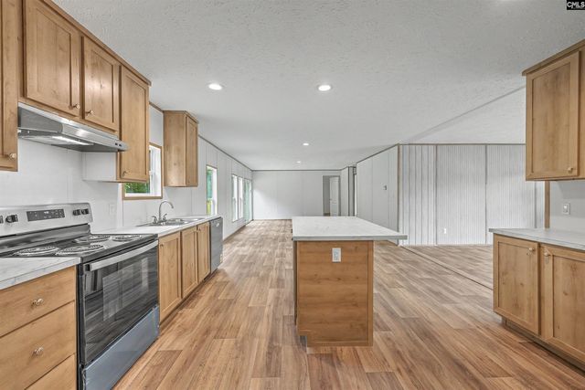 3453 Old State Road, Santee, SC 29142