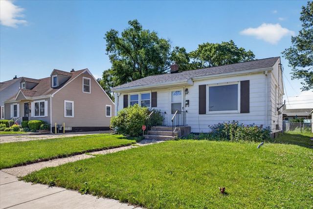 2724 Lawndale Avenue, Rockford, IL 61101