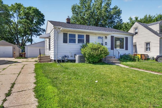 2724 Lawndale Avenue, Rockford, IL 61101