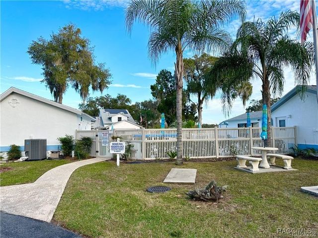 475 Landing Boulevard, Inverness, FL 34450