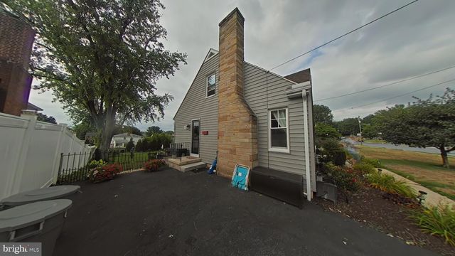 311 LEMON ST, Elizabethtown, PA 17022