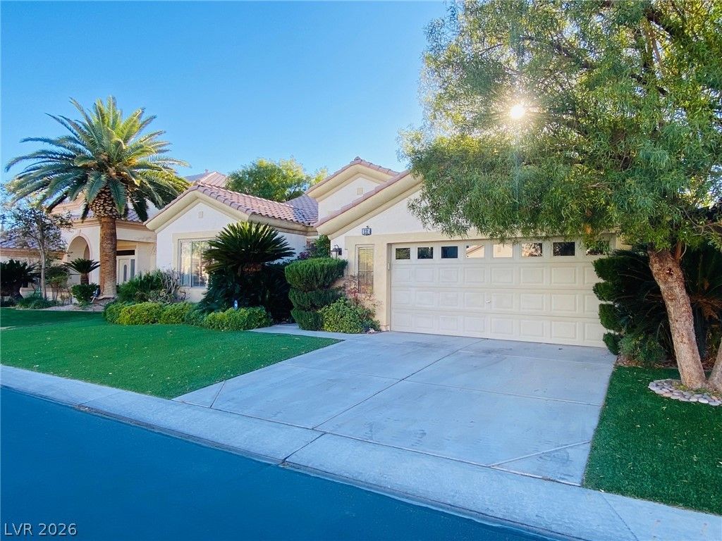 231 Cliff Valley Drive, Las Vegas, NV 89148