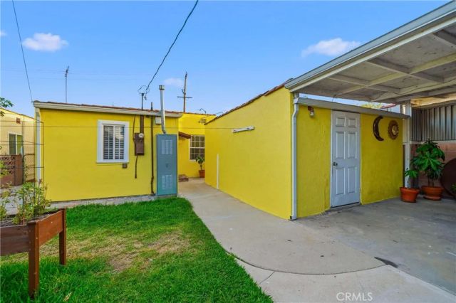 3117 Saturn Avenue, Huntington Park, CA 90255