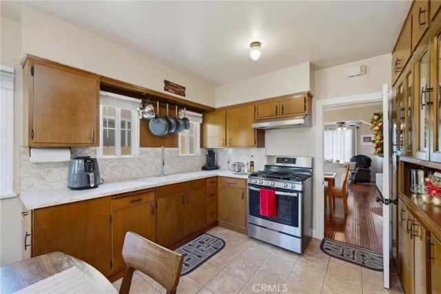 3117 Saturn Avenue, Huntington Park, CA 90255