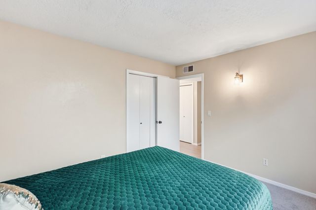 720 Tramway Lane NE UNIT 24, Albuquerque, NM 87122