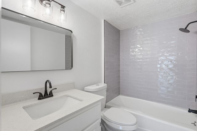 720 Tramway Lane NE UNIT 24, Albuquerque, NM 87122