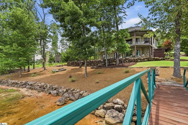 147 S Edgewater Drive, Sunset, SC 29685