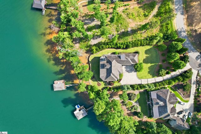 147 S Edgewater Drive, Sunset, SC 29685