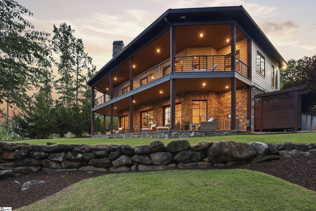 147 S Edgewater Drive, Sunset, SC 29685