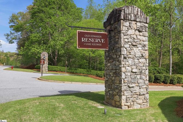147 S Edgewater Drive, Sunset, SC 29685