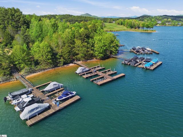 147 S Edgewater Drive, Sunset, SC 29685