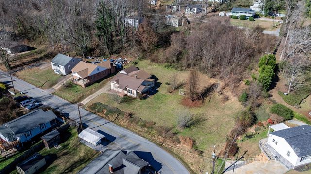 1606 Poplar Street NW, Lenoir, NC 28645