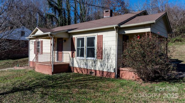 1606 Poplar Street NW, Lenoir, NC 28645