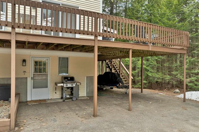 62 Spitzen Street, Moultonborough, NH 03254