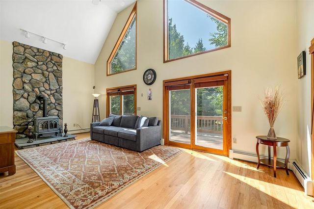 62 Spitzen Street, Moultonborough, NH 03254