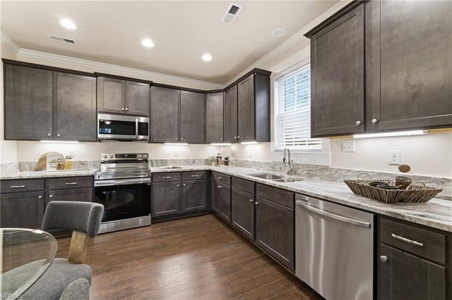 122 Morrison AVE, Virginia Beach, VA 23454