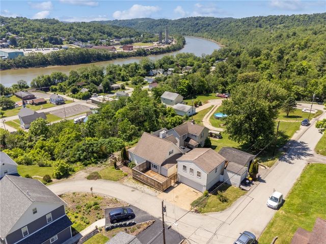 512 5TH STREET, Rostraver, PA 15087