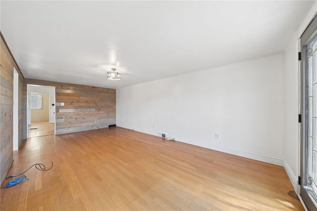 512 5TH STREET, Rostraver, PA 15087