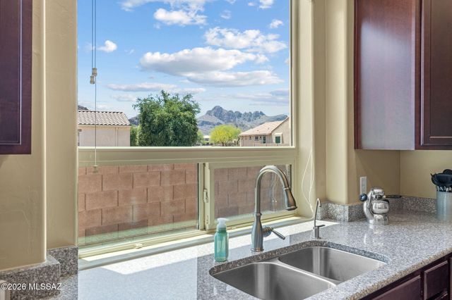 9670 N Saguaro Breeze Way, Marana, AZ 85653