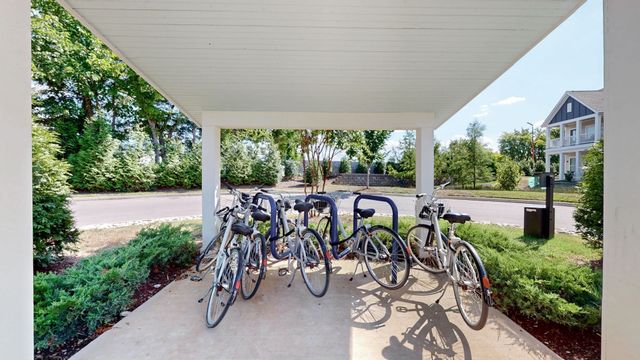 207 Ribbon Ln, Franklin, TN 37064