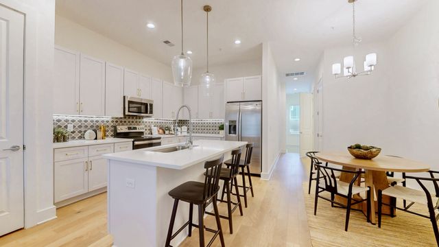 207 Ribbon Ln, Franklin, TN 37064