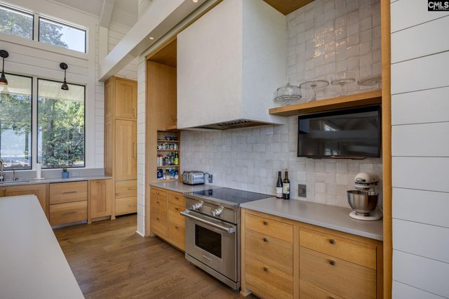 576 Sandy Point Road, Lexington, SC 29072