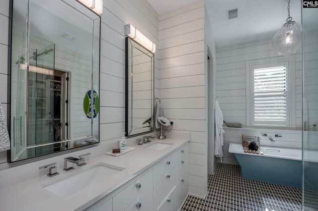 576 Sandy Point Road, Lexington, SC 29072