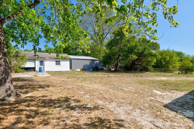 409 E Maynard Street, Pageland, SC 29728