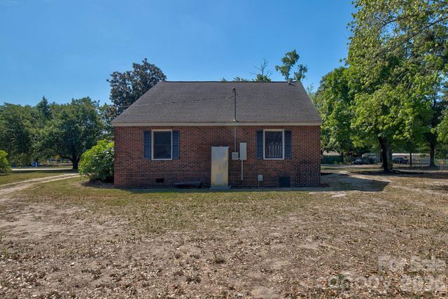 409 E Maynard Street, Pageland, SC 29728