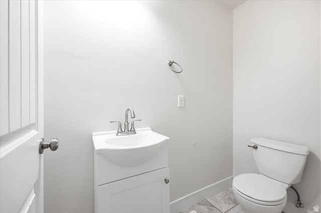768 W STAR SPANGLED DR, Bluffdale, UT 84065