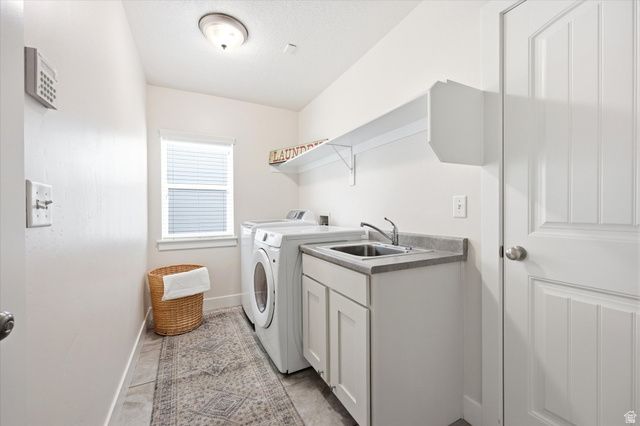768 W STAR SPANGLED DR, Bluffdale, UT 84065