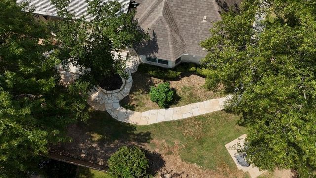 8233 Phantom Canyon DR, Austin, TX 78726