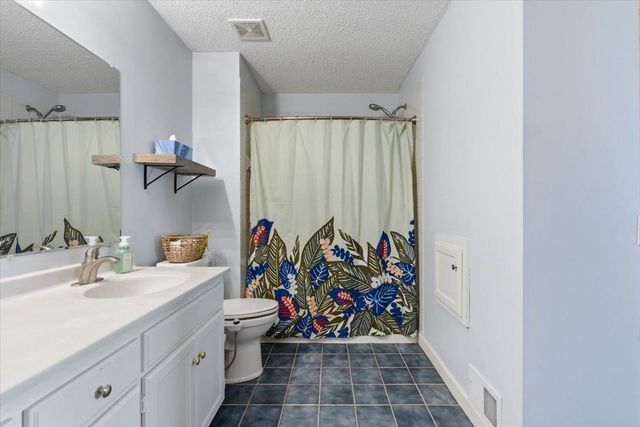 1523 4th Street N, South Saint Paul, MN 55075