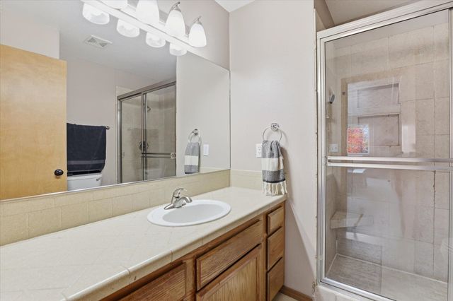 13722 E 25th Ave, Spokane, WA 99216