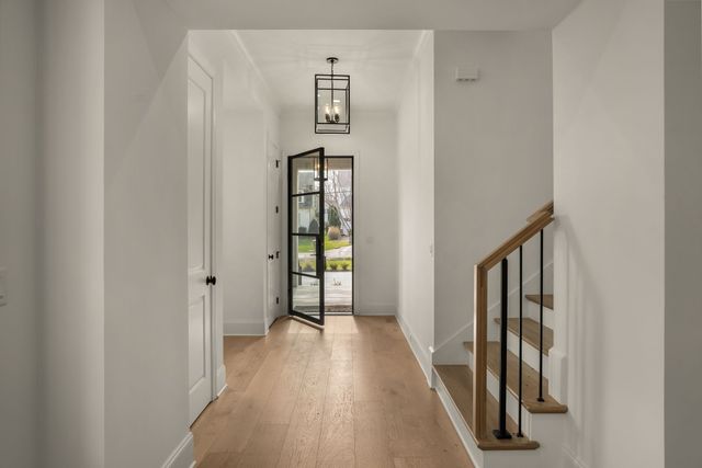 4153 Outer Dr, Nashville, TN 37204