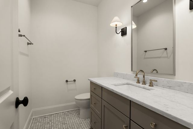 4153 Outer Dr, Nashville, TN 37204