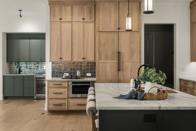 4153 Outer Dr, Nashville, TN 37204