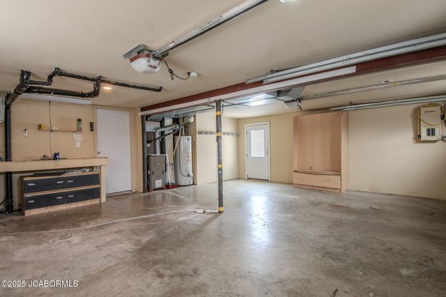 216 FRANKLIN STREET, Holts Summit, MO 65043